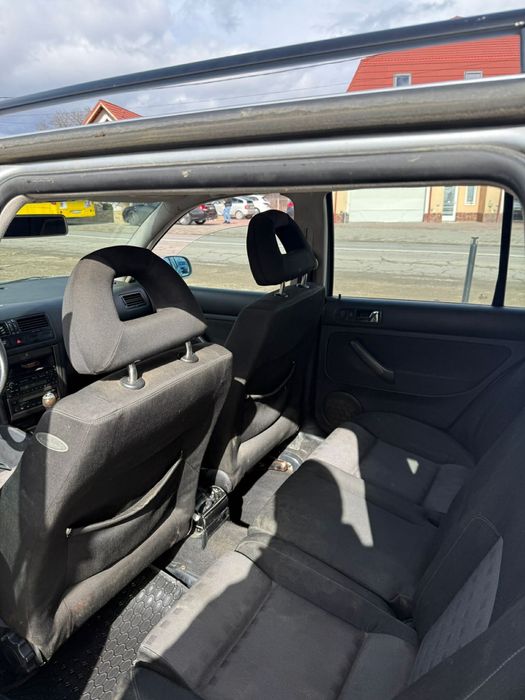 Pret Fix Volkswagen Bora Break 1.6i