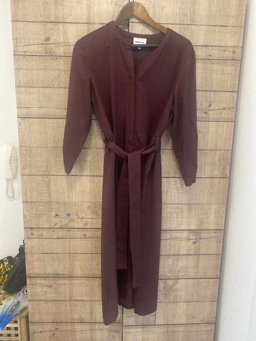 рокля Bimba y Lola – бордо, с колан, размер S