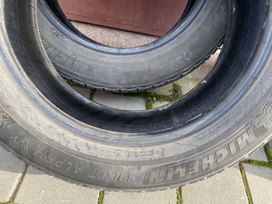 225/60/18 зимни гуми SUV Michelin
