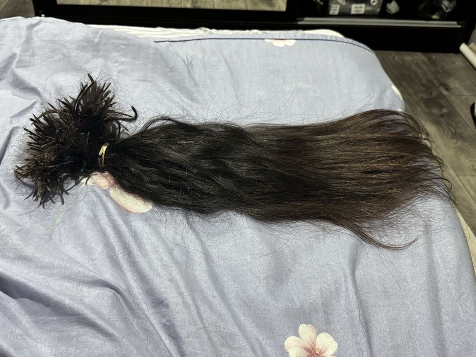 Продам волосы около 200 гр