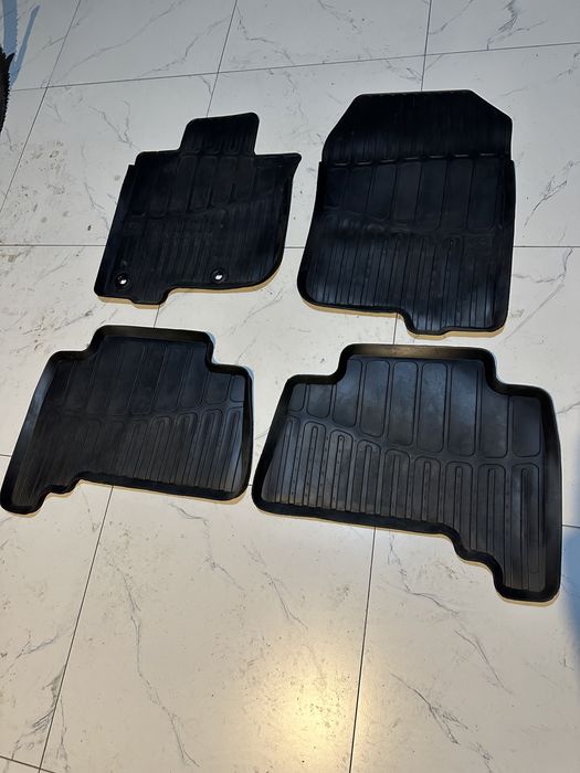 Полики салона на Прадо 150