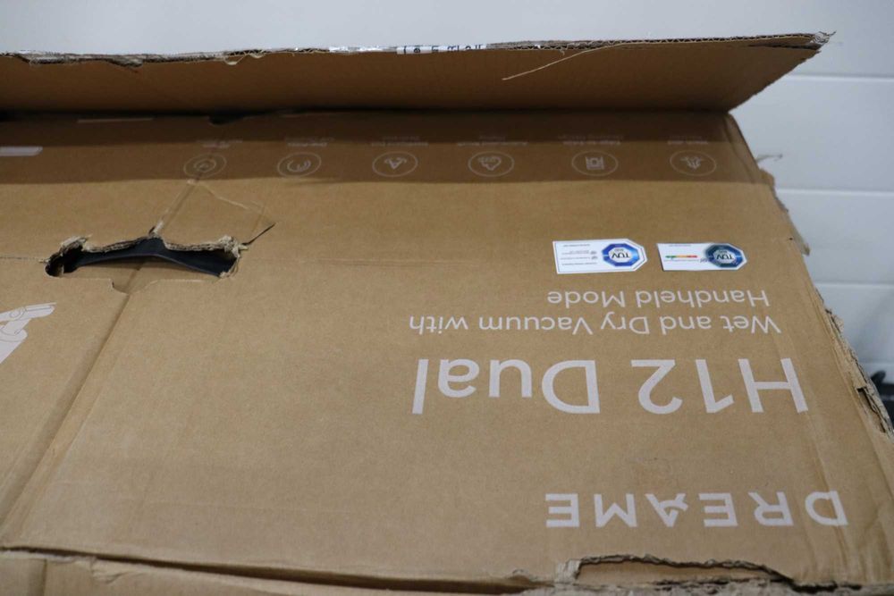 Вертикална прахосмукачка 4в1 за сухо и мокро почистване Dreame H12Dual
