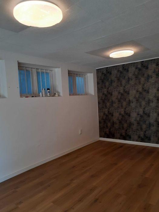 Дава се под наем Офис в Варна, Център - 24 кв.м за 350 € - Снимка #2