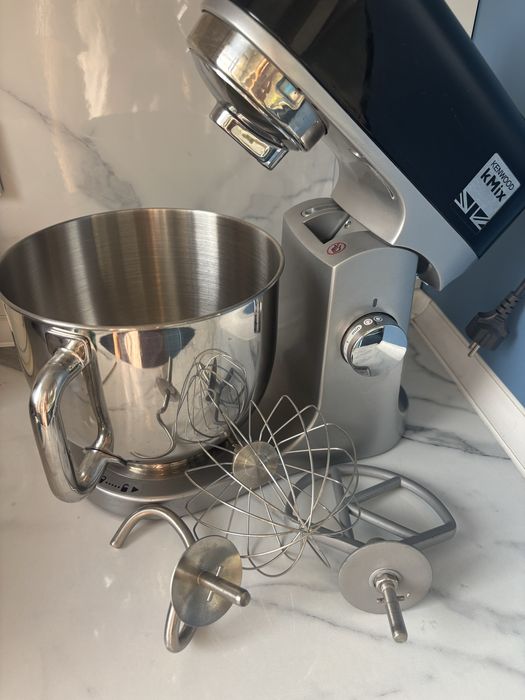 Планетарный миксер Kenwood