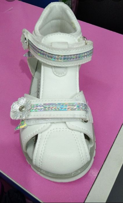 Сандалики для девочки