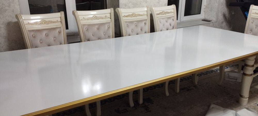 Stol stul sotiladi holati yaxshi