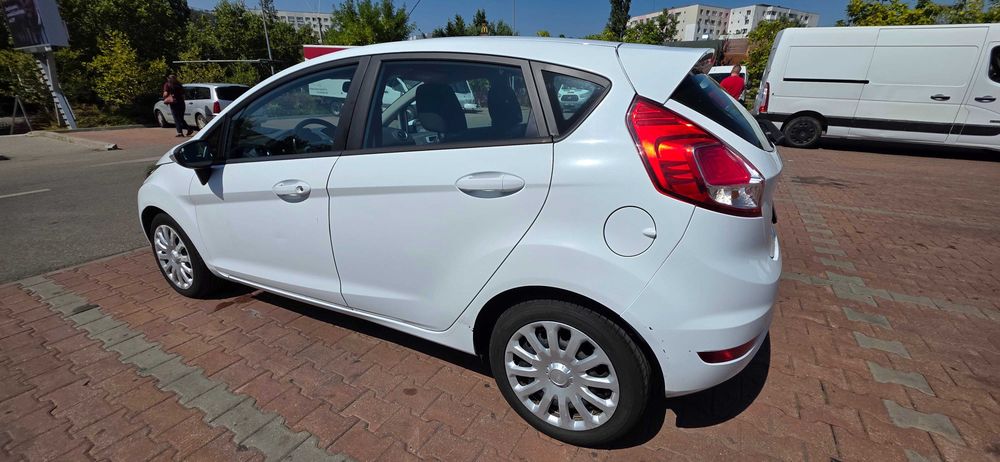 FORD Fiesta 2015 — imagine 4