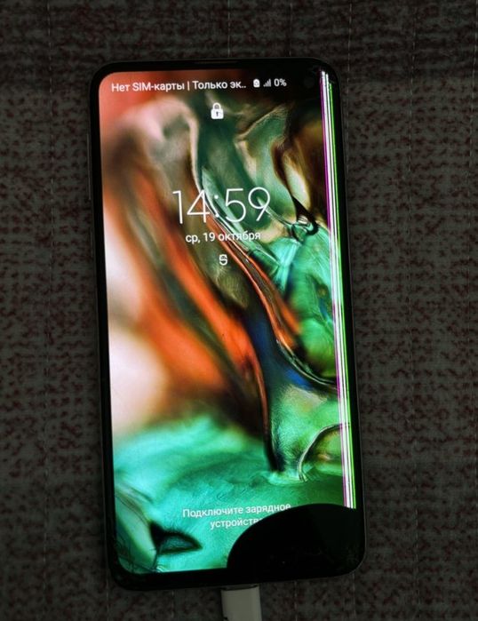 Смартфон Samsung s10e
