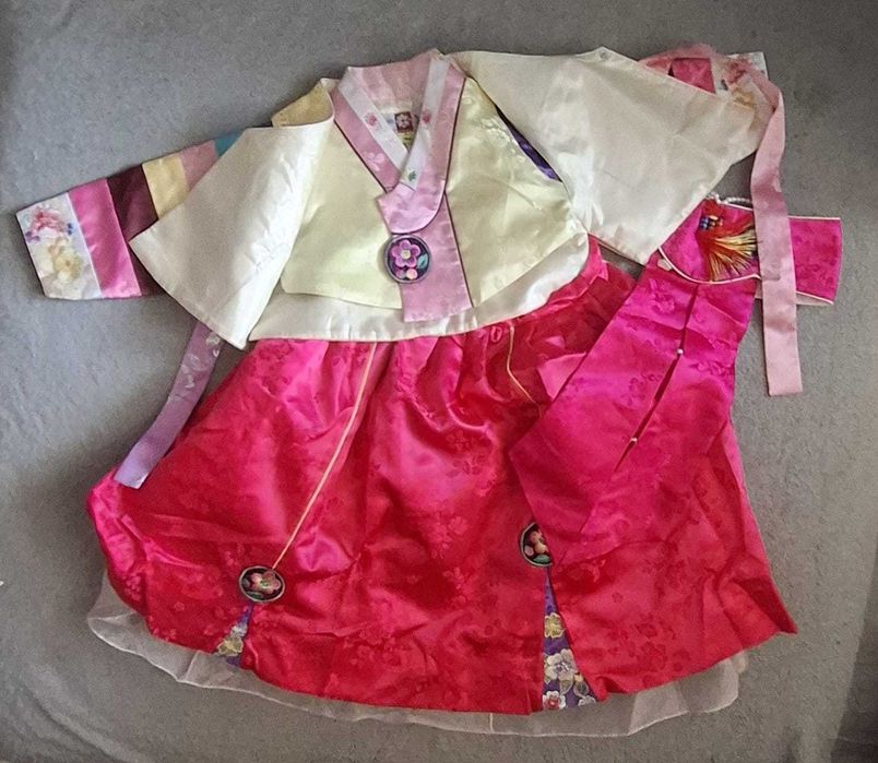 Ханбок на девочку