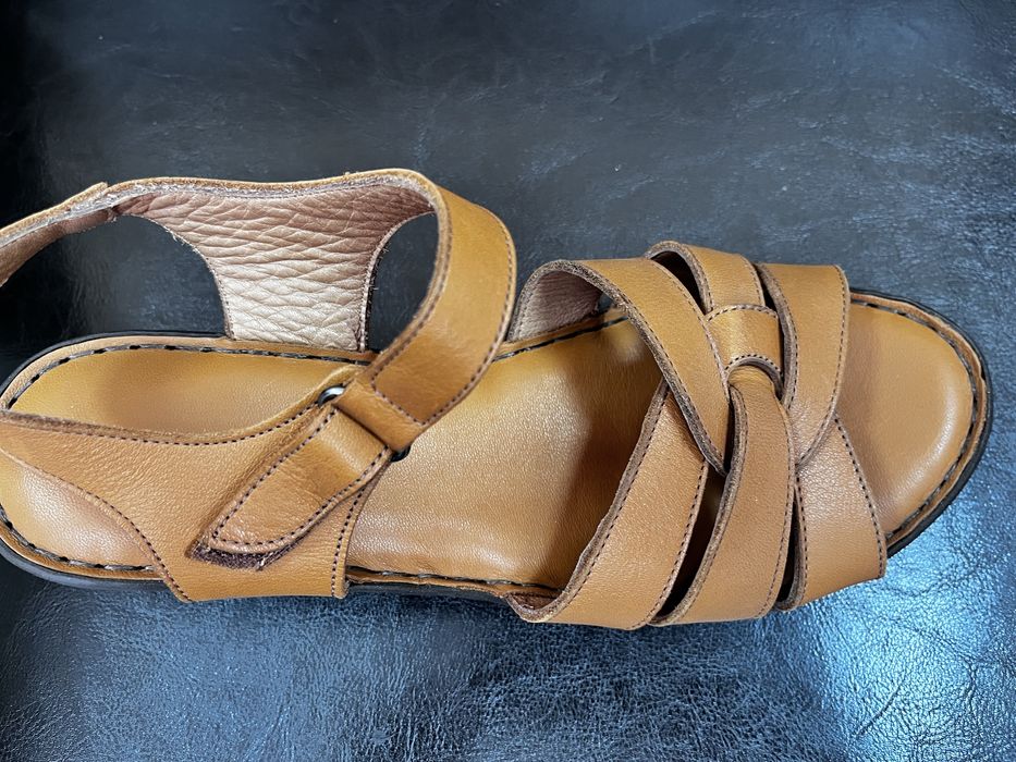 Сандали от естествена кожа