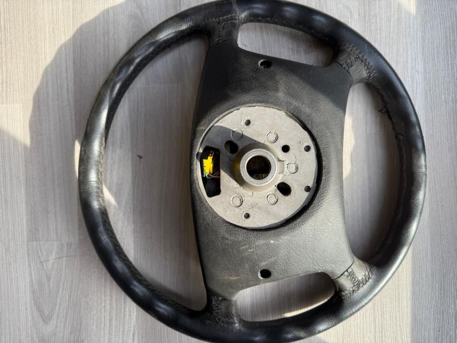 Продам руль бмв е34, е39