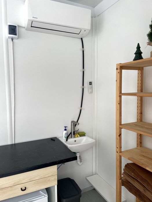 Container comercial 6m Cluj – A/C, marchiză, echipat