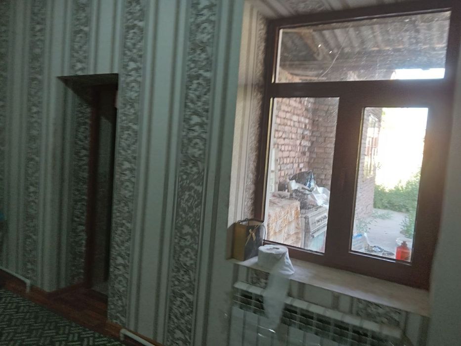 4+1 хонали ховли жой сотилади Навруз махалласи Кизил масжид ёнида.