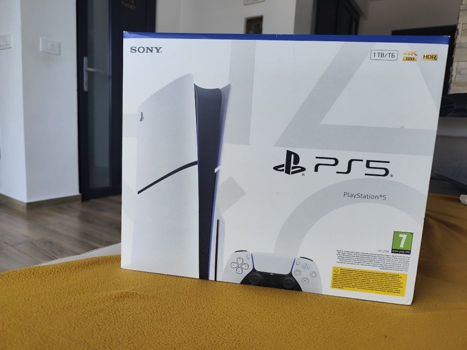 Play Station 5 de 1 TB, în garanție