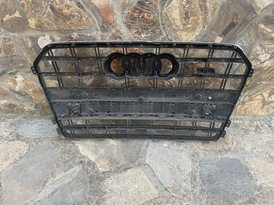 Grila central Audi S6 C7.5
