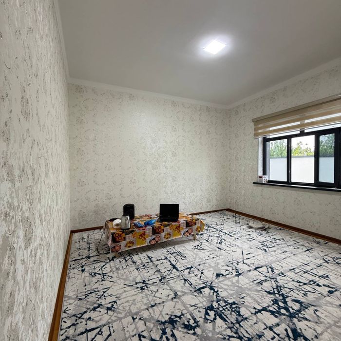 Keles ko’k-tere aftadro’m ko’chada 1’2-so’tix 4-xona uy sotiladi