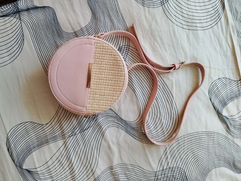 Малко дамски чанти