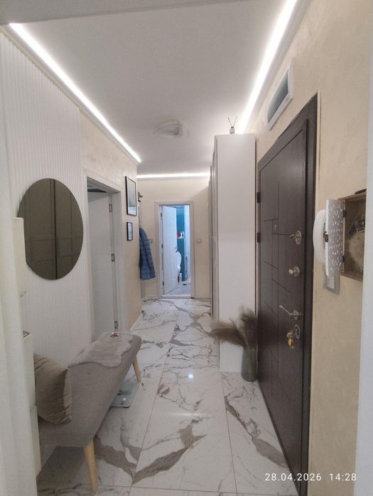 Тристаен апартамент с АКТ 16 в ж.к Меден Рудник зона А