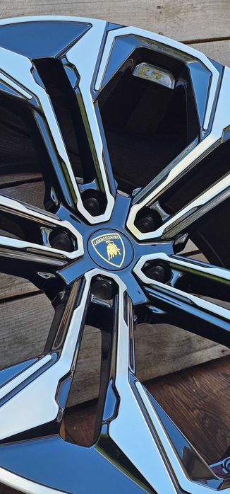 24 цола КОВАНИ джанти за Lamborghini Urus  Made in Germany