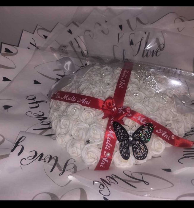 Flori săpun și satin