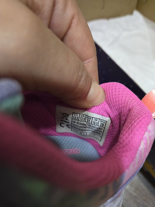 Детски маратонки skechers 31 номер