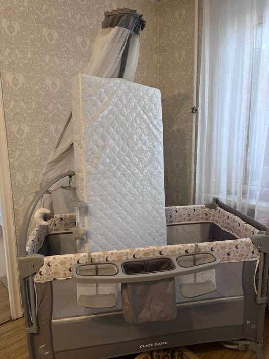 Манеж-кровать детский