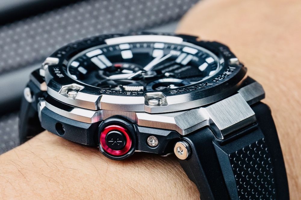 Часы G-shock gst-b100 оригинал, новые.