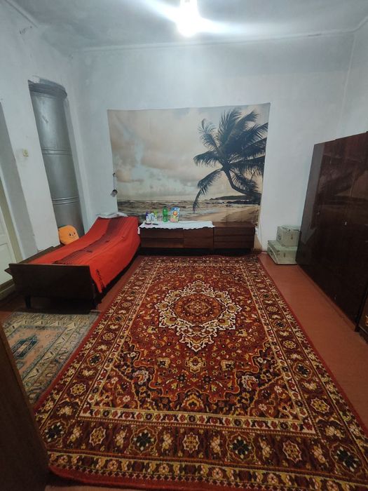 Ул.Лабзак 3-комнатная/1/1 55м²