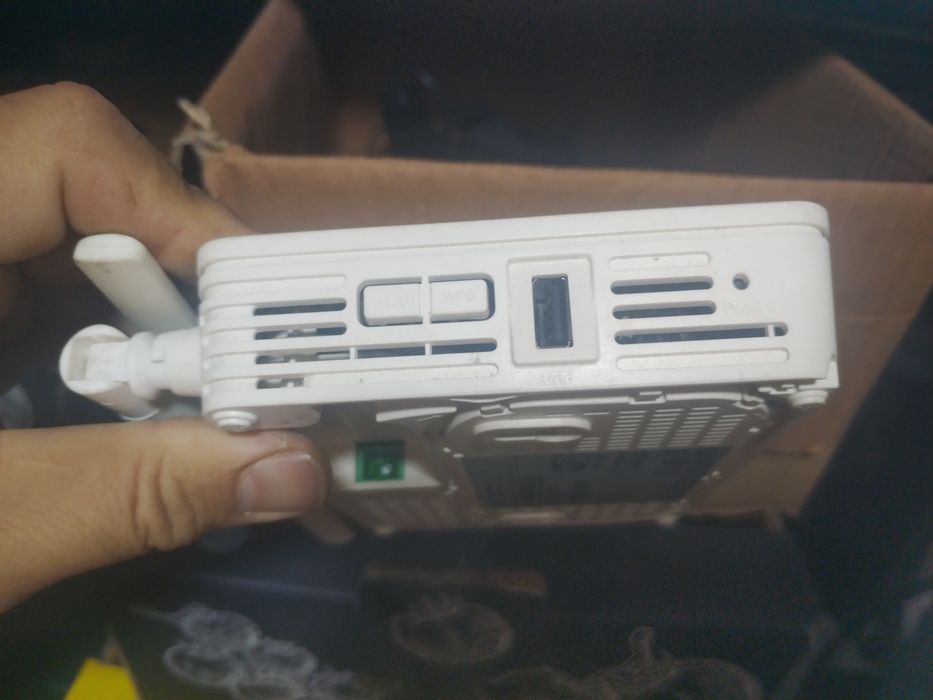 Router Huawei Echolife  HG8245H5