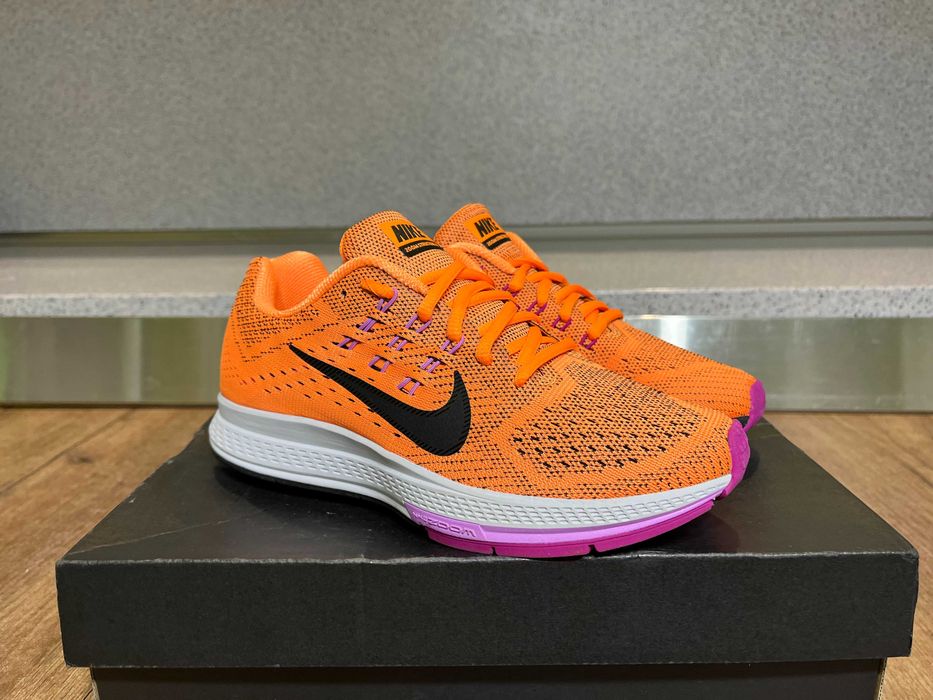 ОРИГИНАЛНИ *** Nike Air Zoom Structure 18 /Bright Citrus/Fuchsia Flash