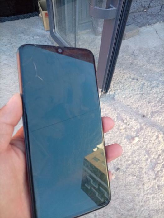 Телефон Samsung a40 64gb