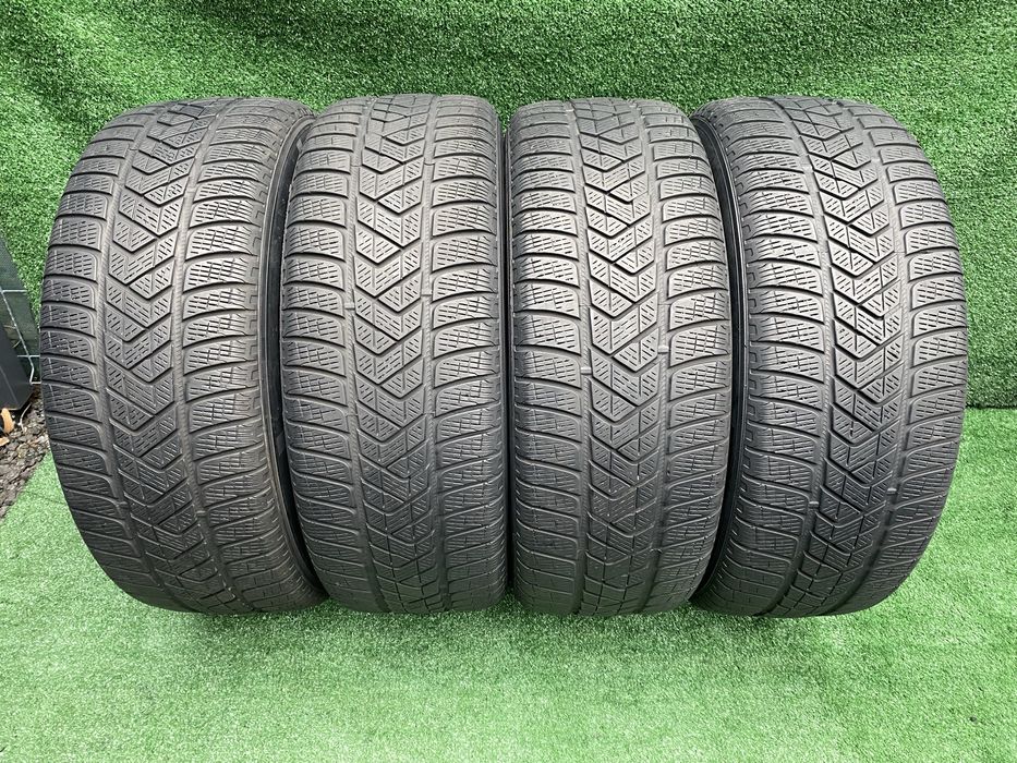 Set 4 anvelope Iarnă Pirelli Scorpion Winter 235 60 R18 107H DOT 3520