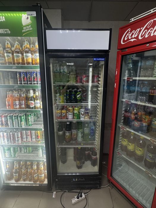 Холодильник для магазина