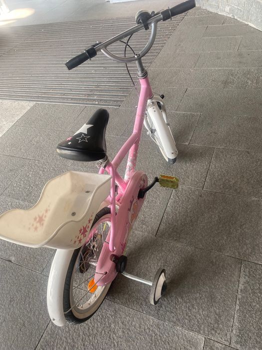Vând Bicicleta  B’TWIN de 16inch
