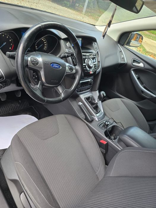 Ford Focus benzină