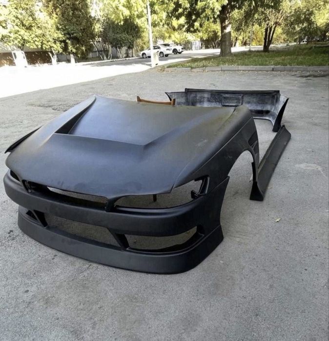Капот Тайота марк 2 90 Toyota