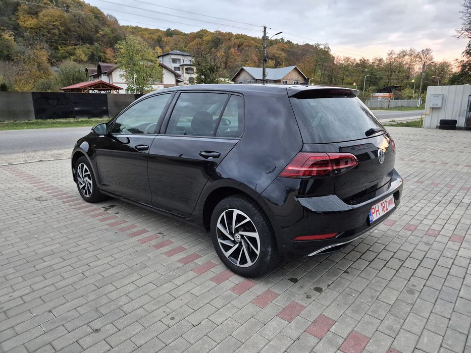 VOLKSWAGEN Golf 2019 — imagine 5