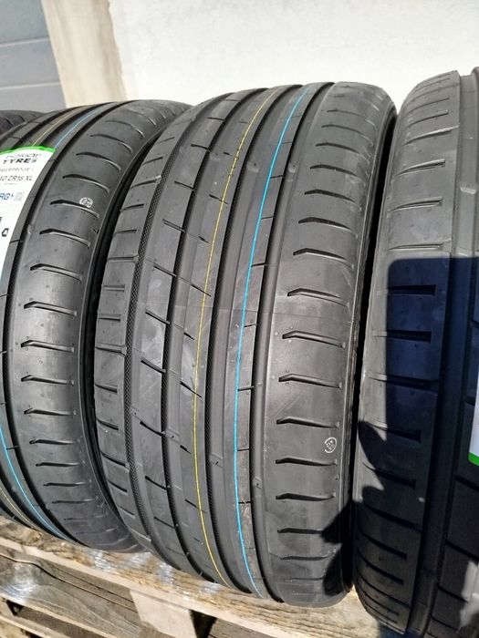 245/40/18 Нокиан ДОТ 2024 г - Чисто Нови