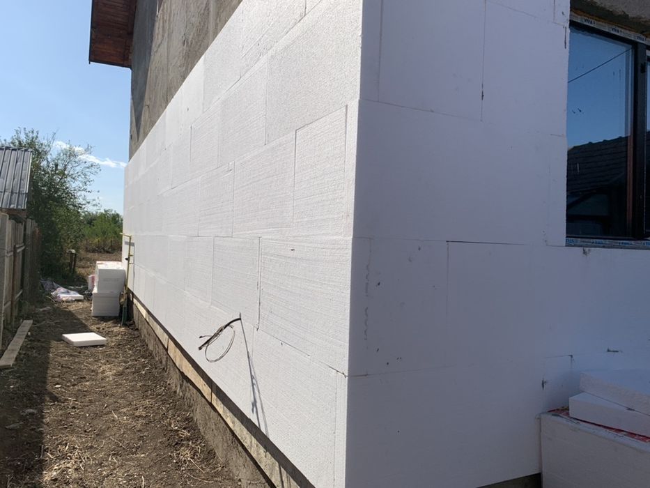 Construim case la Rosu \Gri\Cheie , Reconsolidari