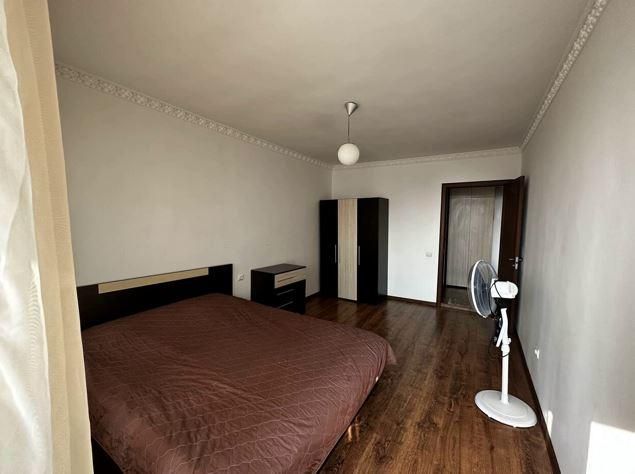 Дава се под наем Двустаен апартамент в Бургас, Лазур - 55 кв.м за 382.5 € - Снимка #2