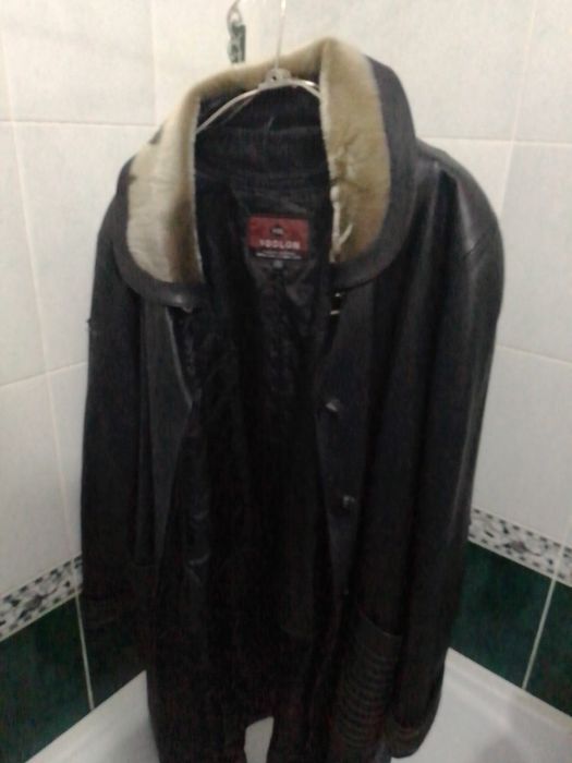 Продам женскую одежду