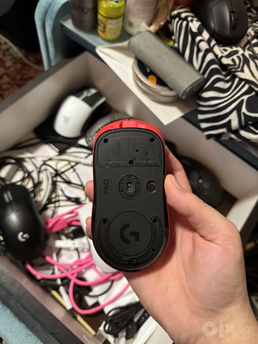 Logitech g pro superlight red
