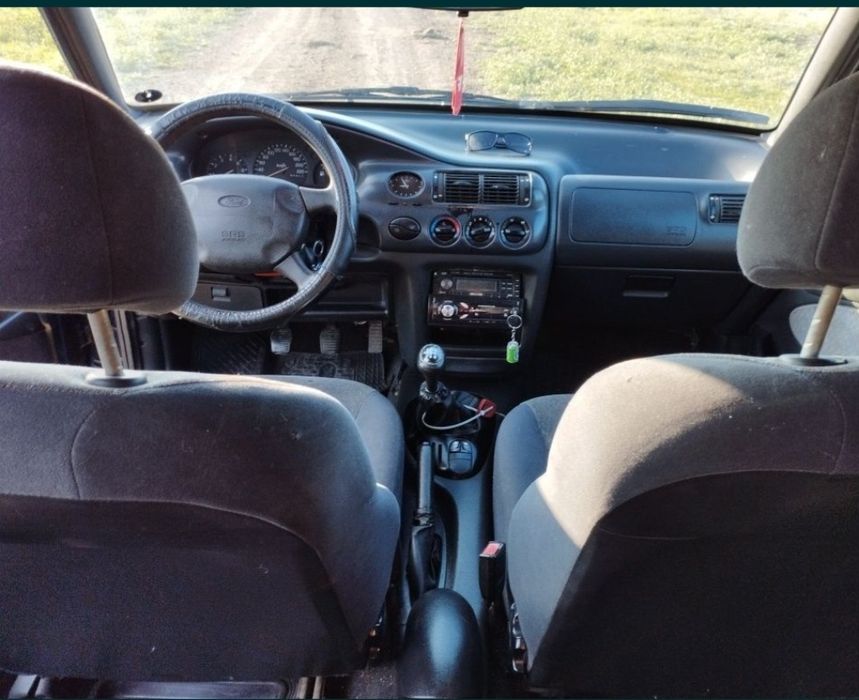 Машина Форд продажа