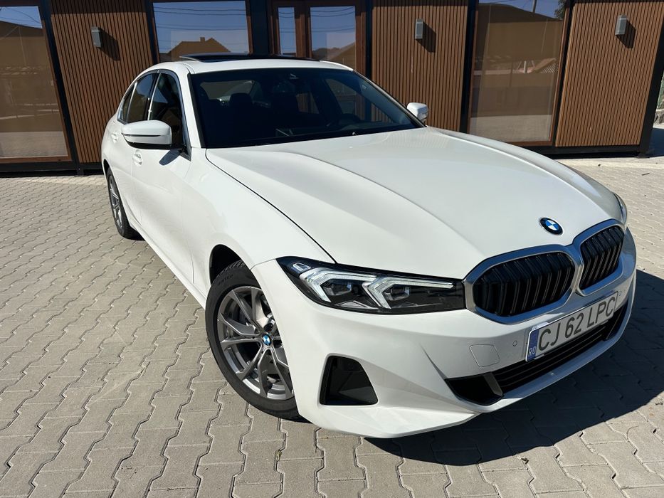 BMW 330i xDrive 2024 | 258 CP | 11.500 KM | TRAPA | SCAUNE SPORT | CAMERA | XDRIVE