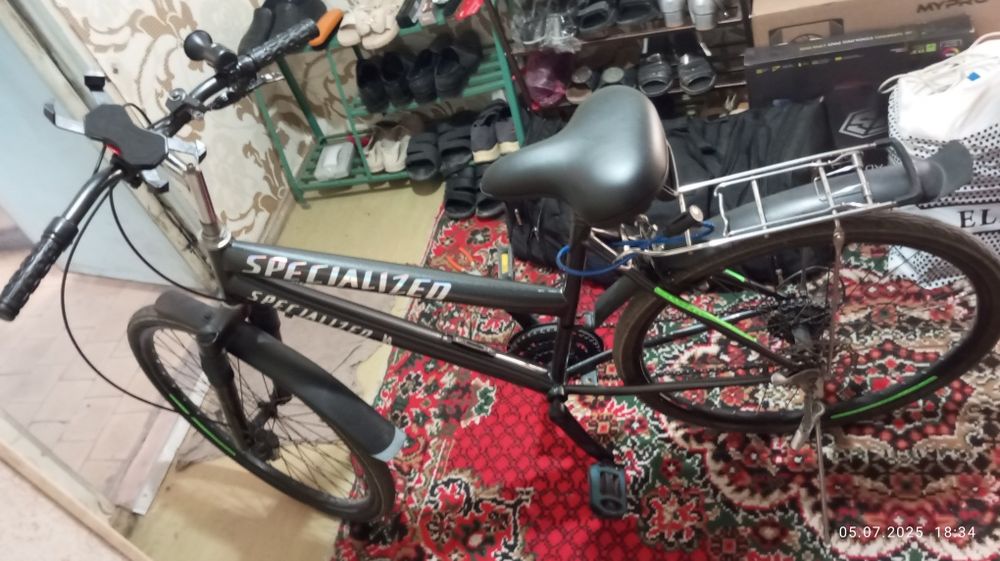 Продаётся велосипед на ходу всё работает