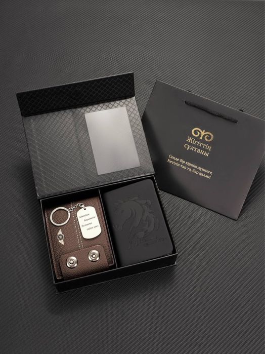 Подарочные мужские наборы на 7 мая оптом