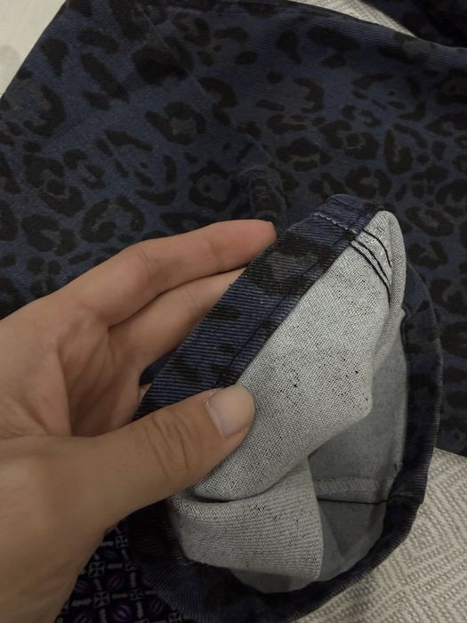 Стильные джинсы