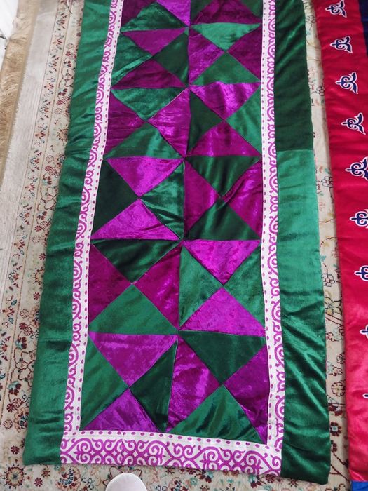 Құрақ көрпе на диваны