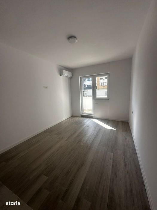 Garsoniera Moderna Spatioasa, Bucatarie Utilata, Prima Inchiriere