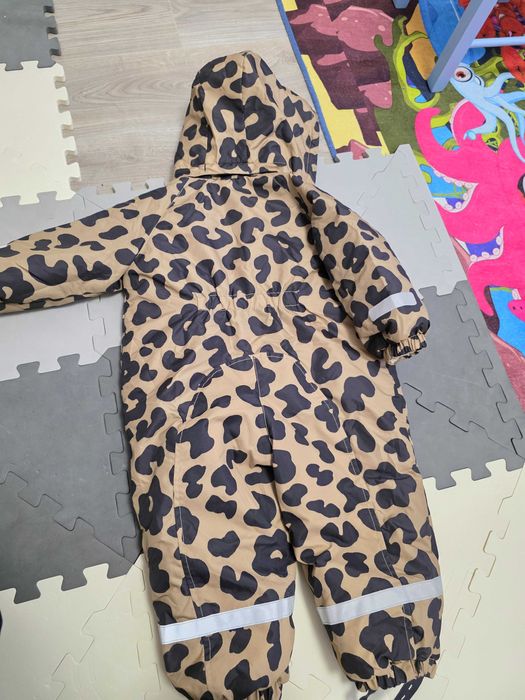 Combinezon H&M, pufos, marimea 92